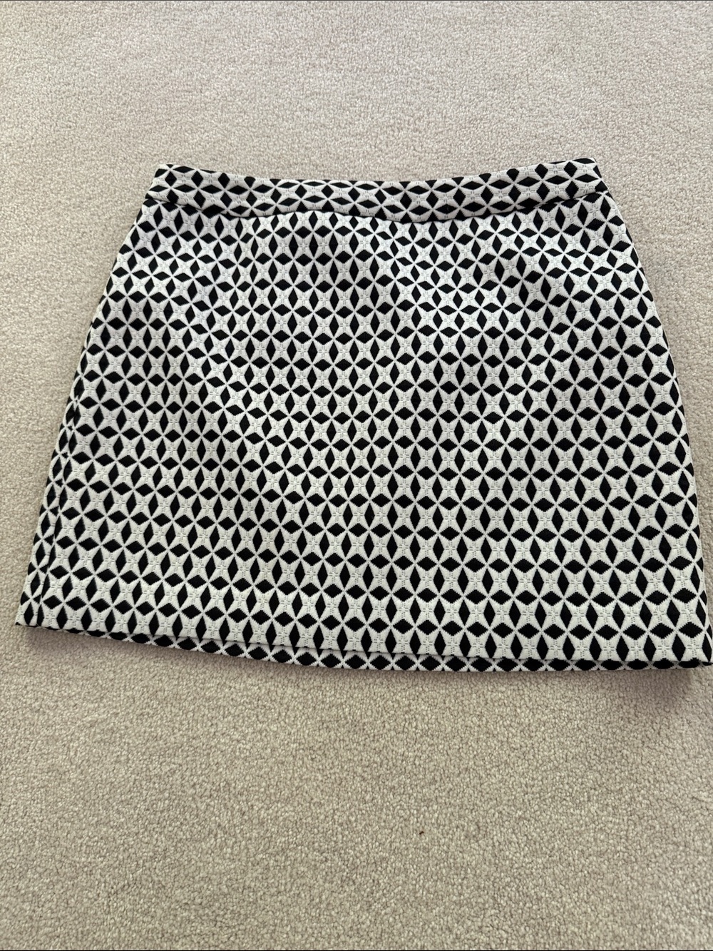 Banana Republic Black & White Geometric Mini Skirt